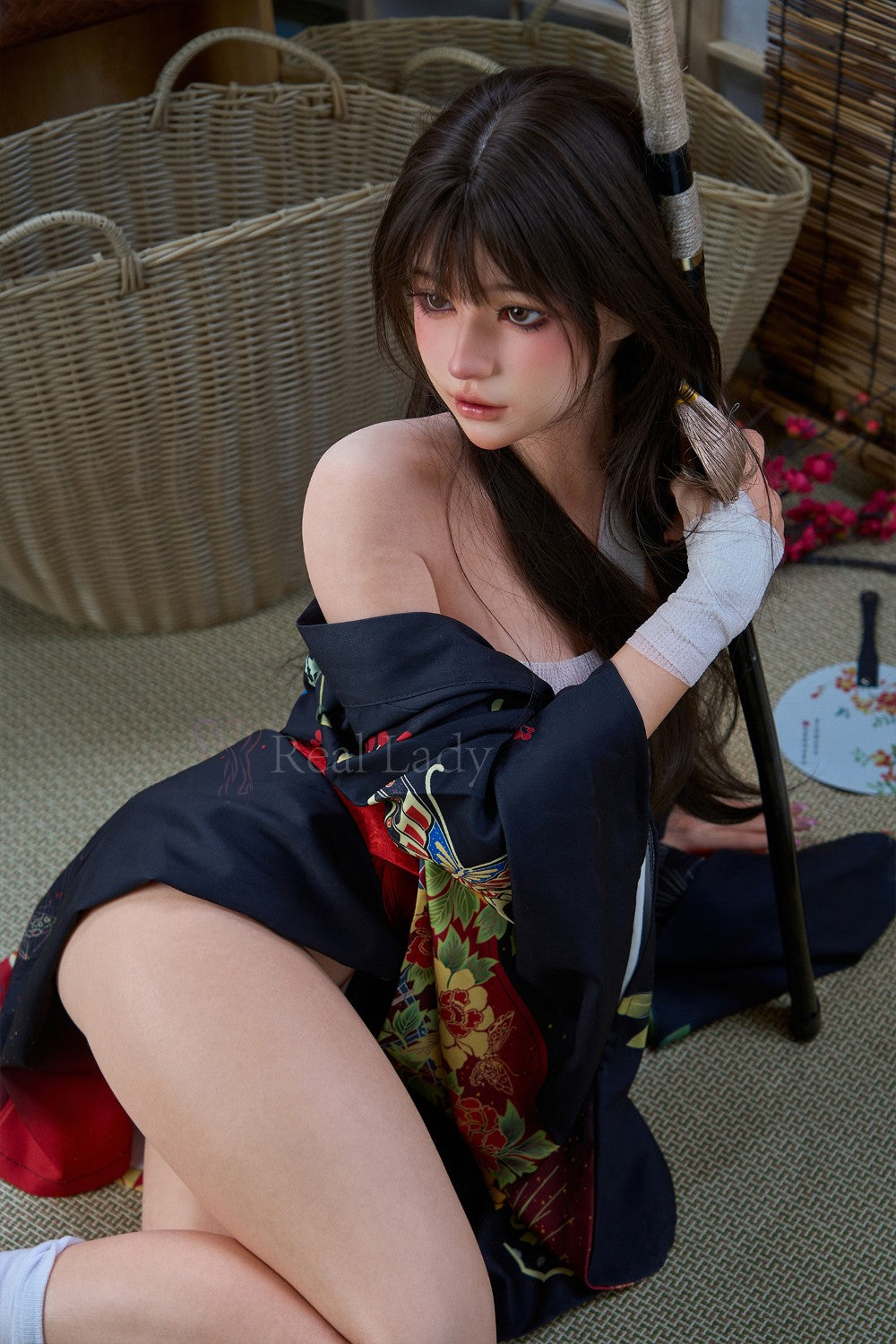 Evie Sex Doll (Real Lady 150 cm F-Cup T4 RST silikoon)