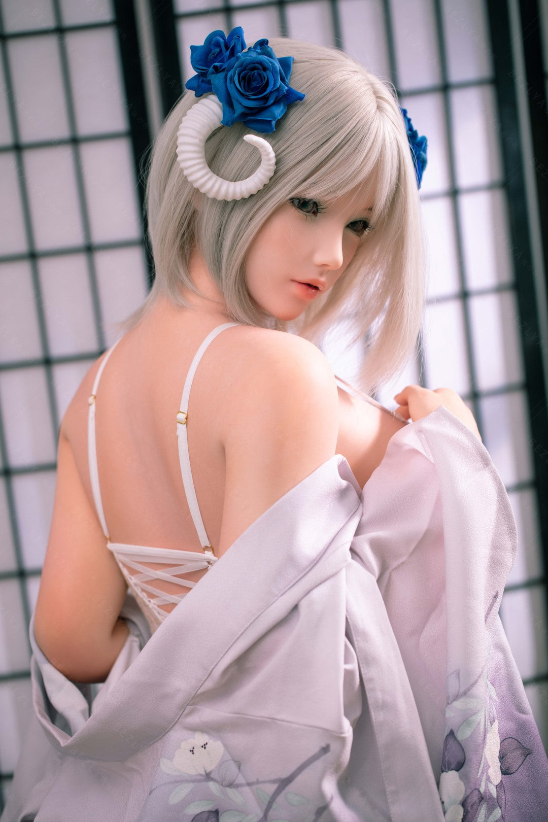 Cyrtenthera seksnukk (Bezlya Doll 160 cm G-tass 2,1 silikoon)