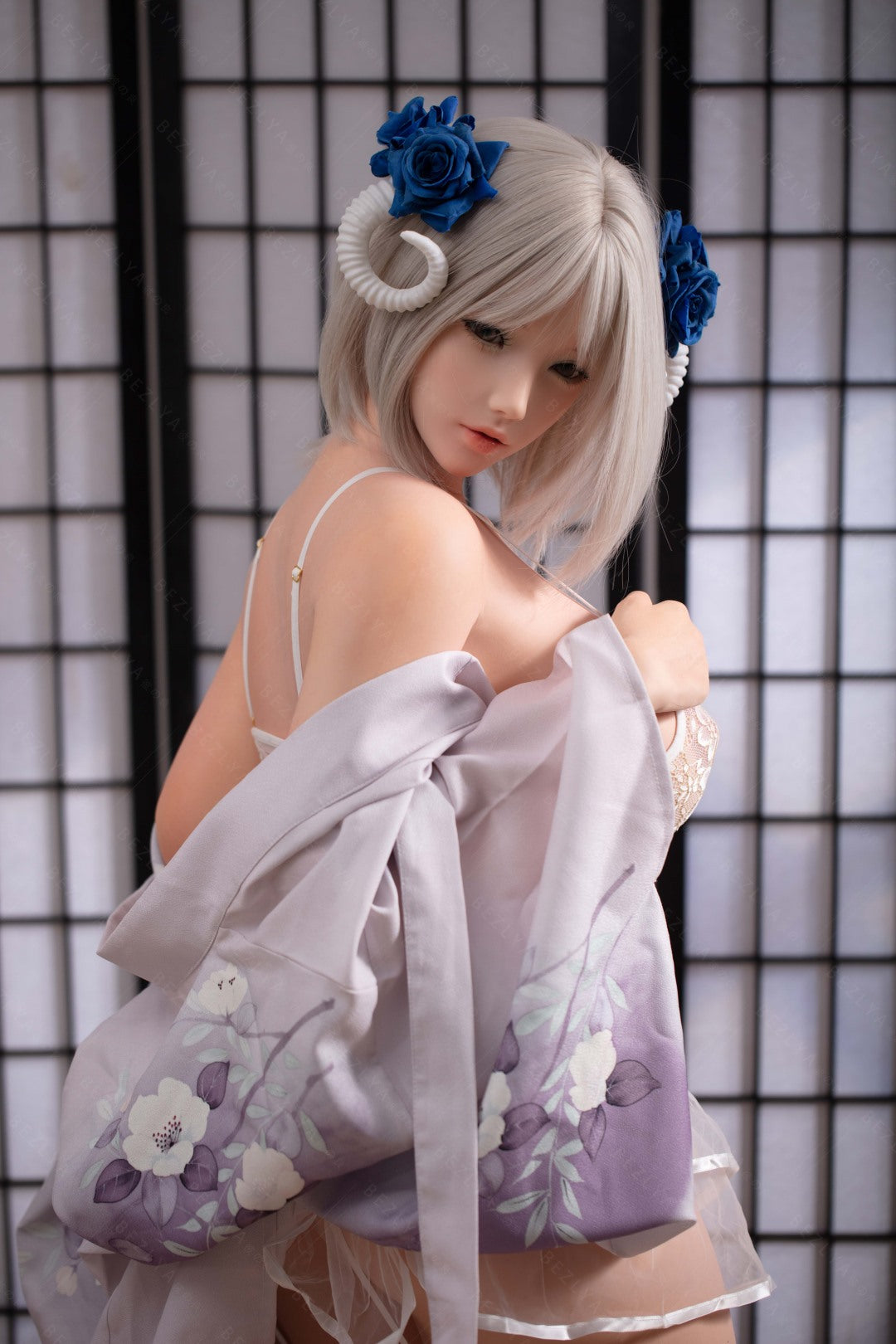 Cyrtenthera seksnukk (Bezlya Doll 160 cm G-tass 2,1 silikoon)