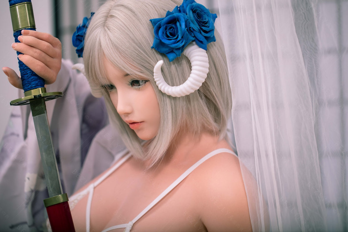 Cyrtenthera seksnukk (Bezlya Doll 160 cm G-tass 2,1 silikoon)