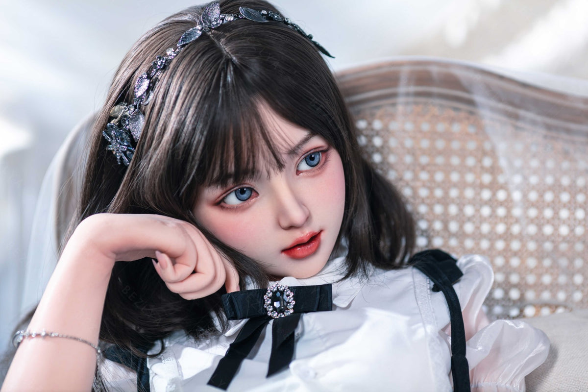 Convallaria seksnukk (Bezlya Doll 155 cm B tass 2,1 silikoon)