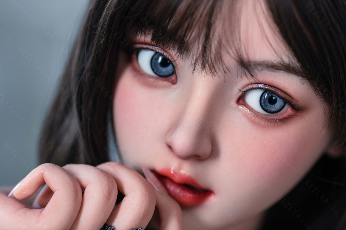 Convallaria seksnukk (Bezlya Doll 155 cm B tass 2,1 silikoon)