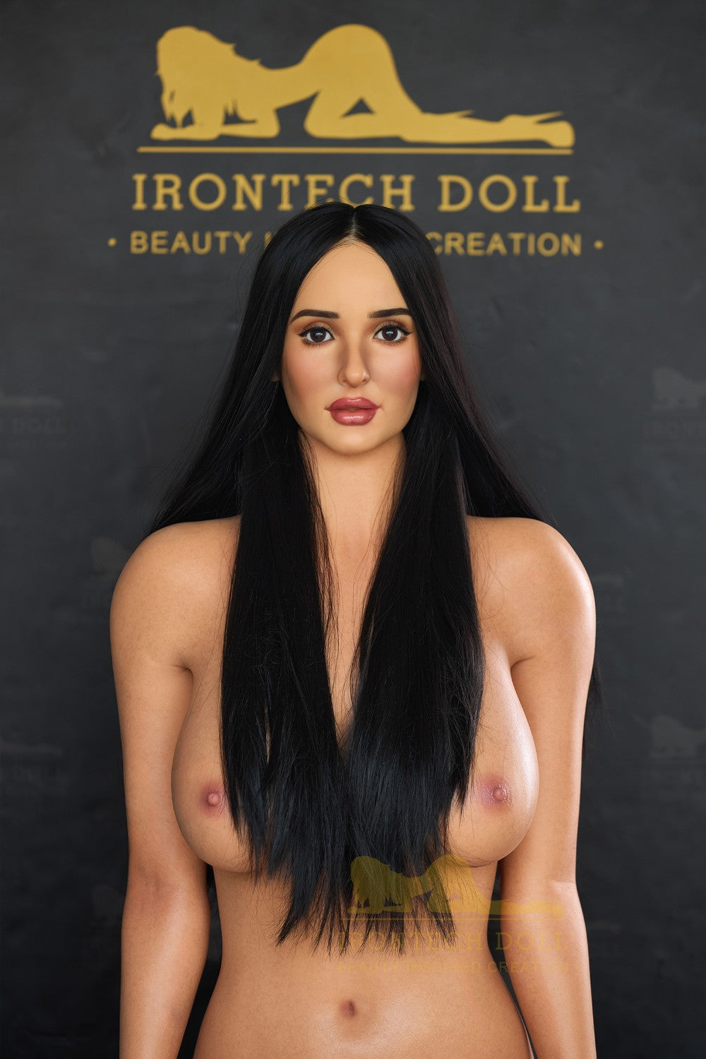 Violet Vossi pornotäht seksinukk (Irontech Doll 178cm E-tass silikoon)
