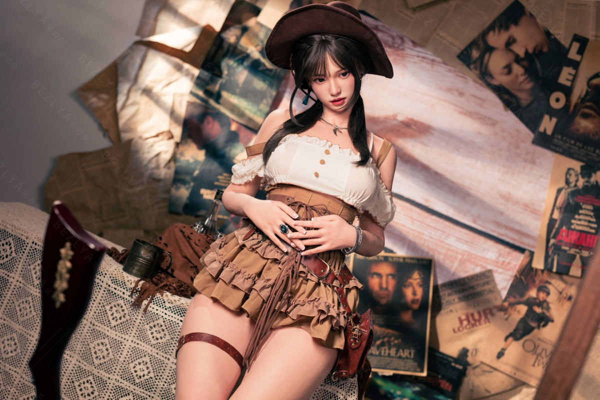 Helianthuse seksnukk (Bezlya Doll 162 cm C-Cup 2,2U silikoon)