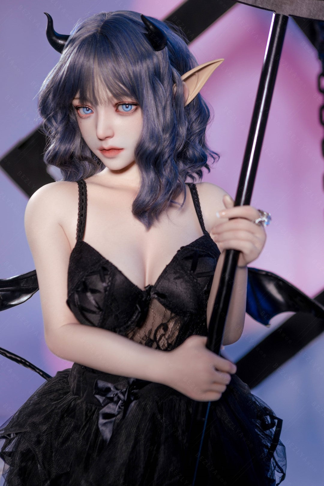 Campanula seksnukk (Bezlya Doll 149 cm D-tass 2,1 silikoon)