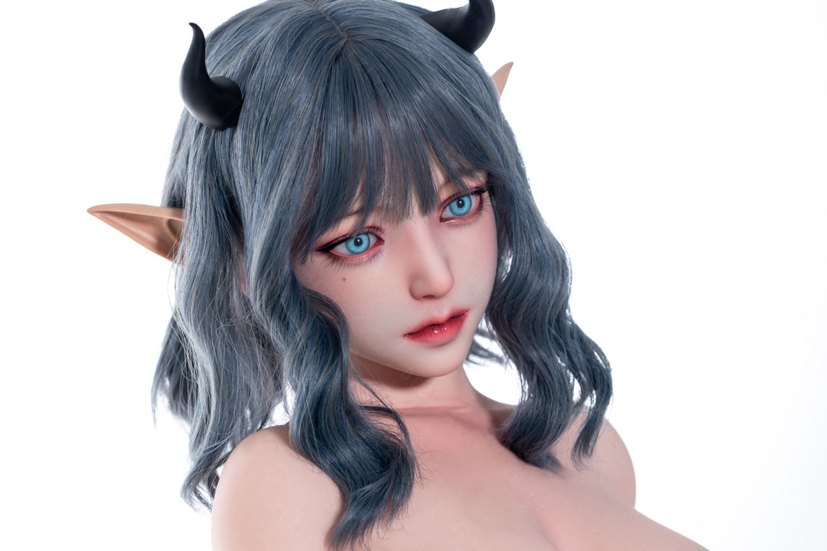 Campanula seksnukk (Bezlya Doll 149 cm D-tass 2,1 silikoon)