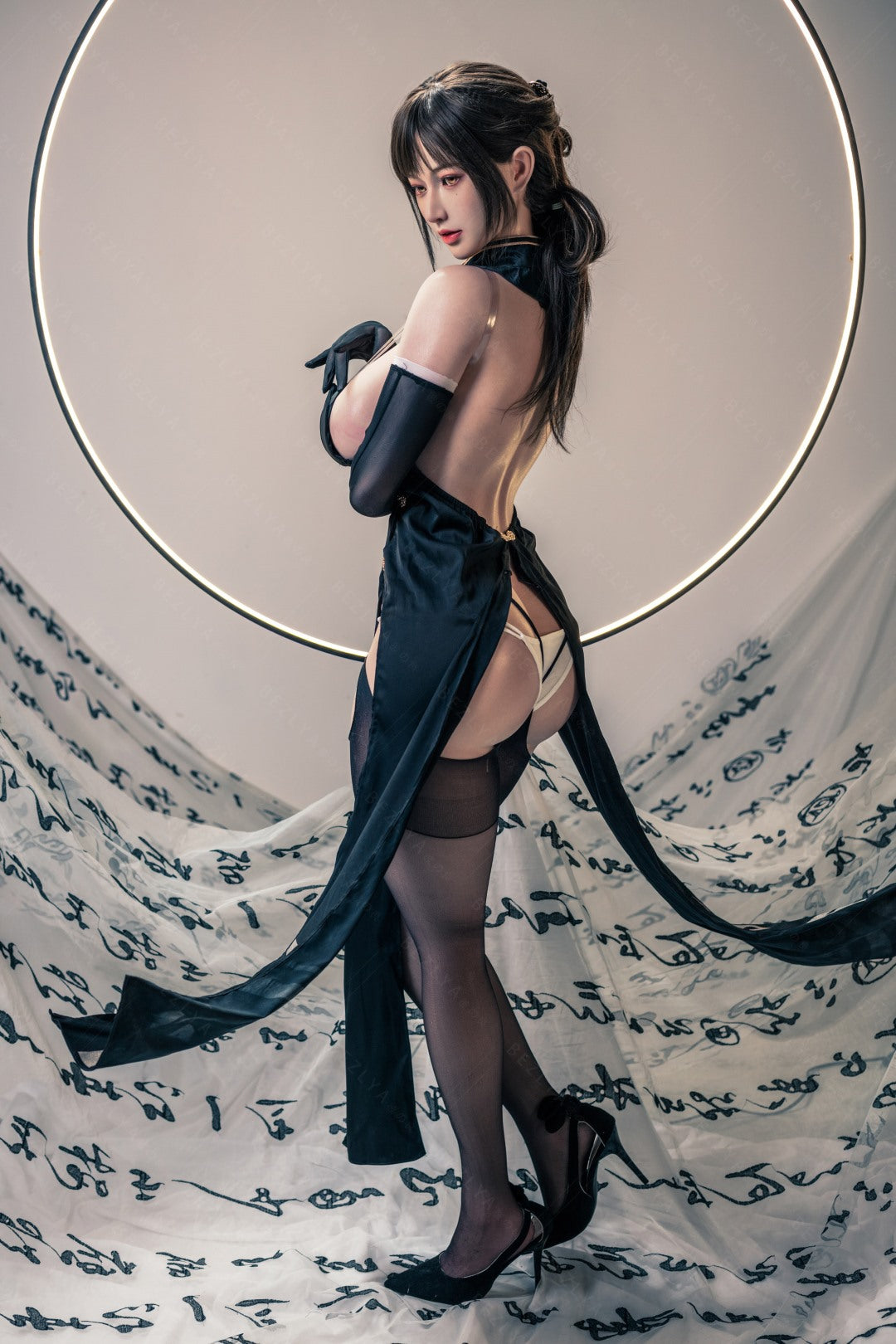 Lagenaria seksnukk (Bezlya Doll 155 cm H-tass 2,1 silikoon)