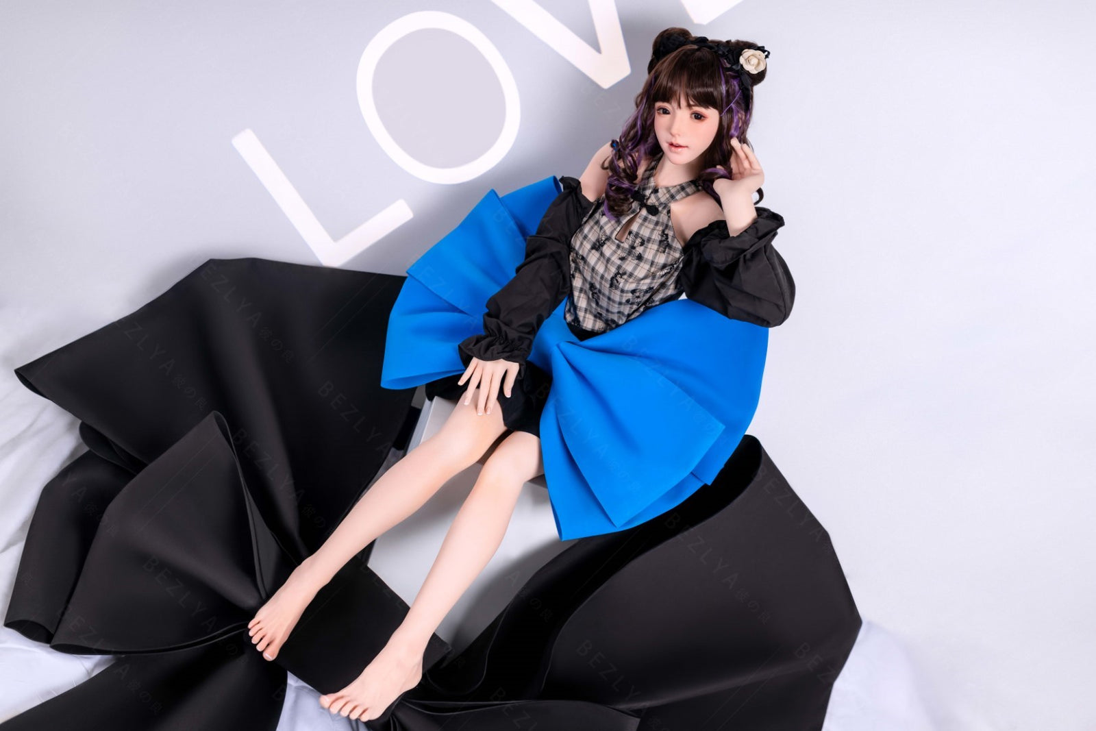 Pisumi seksnukk (Bezlya Doll 150 cm B tass 2,1 silikoon)