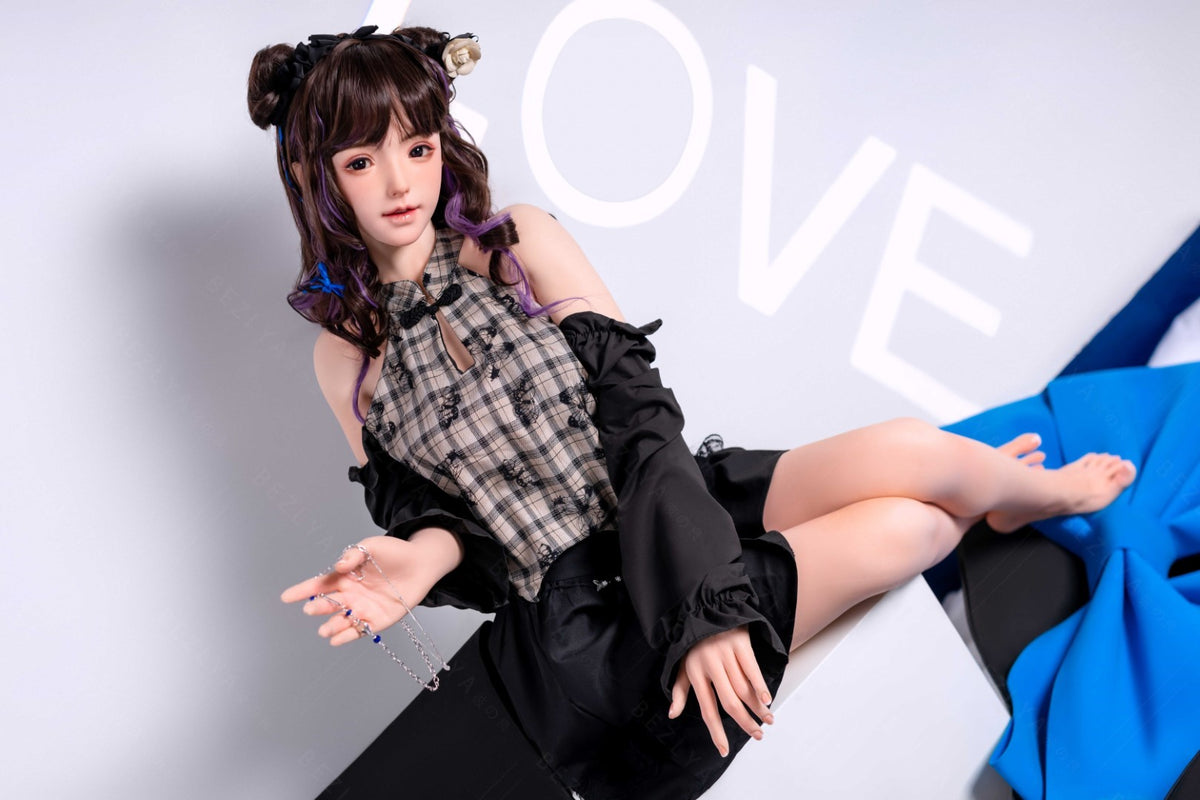 Pisumi seksnukk (Bezlya Doll 150 cm B tass 2,1 silikoon)