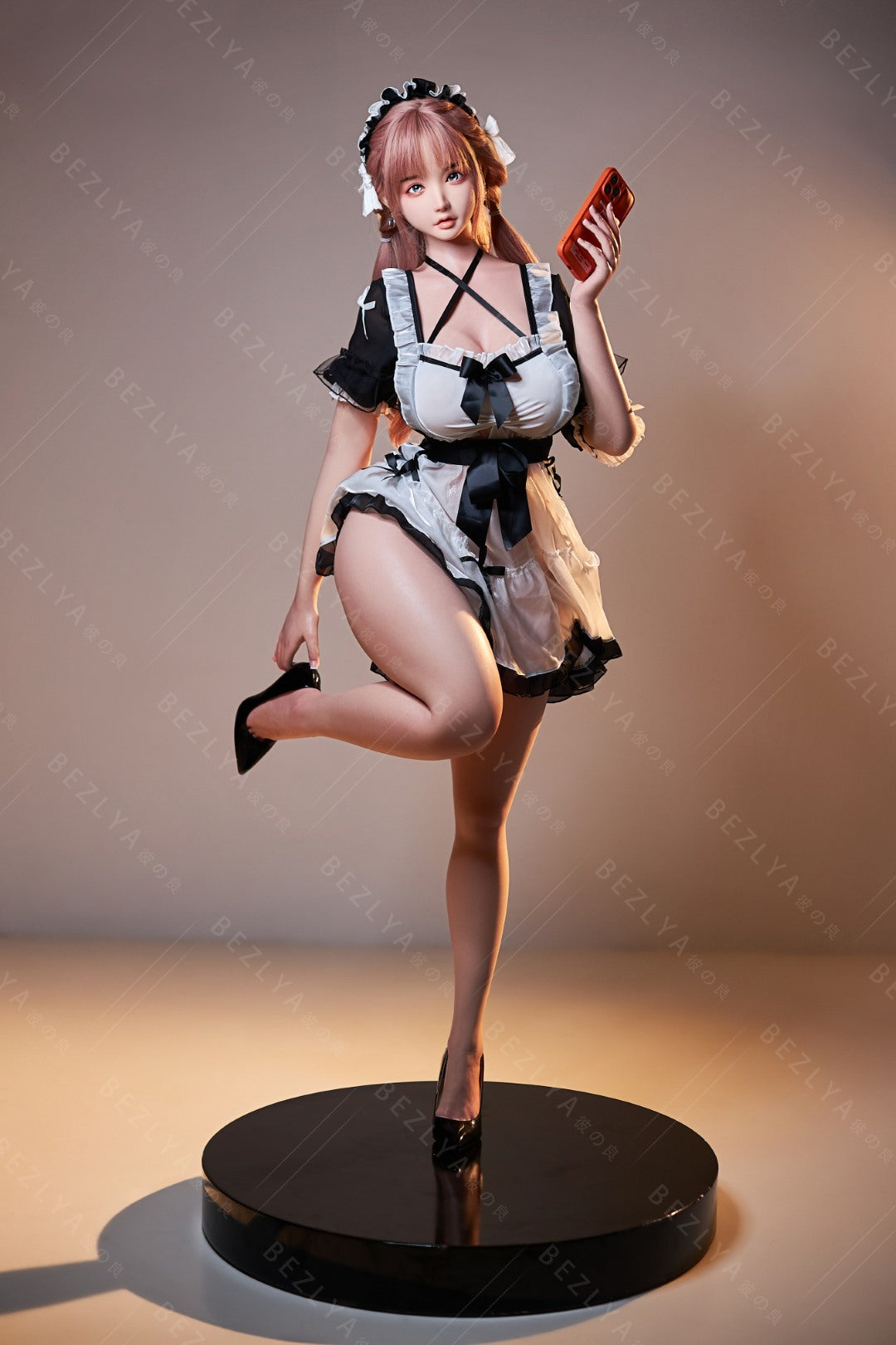 Vanilje seksnukk (Bezlya Doll 155 cm H-tass 2,1 silikoon)