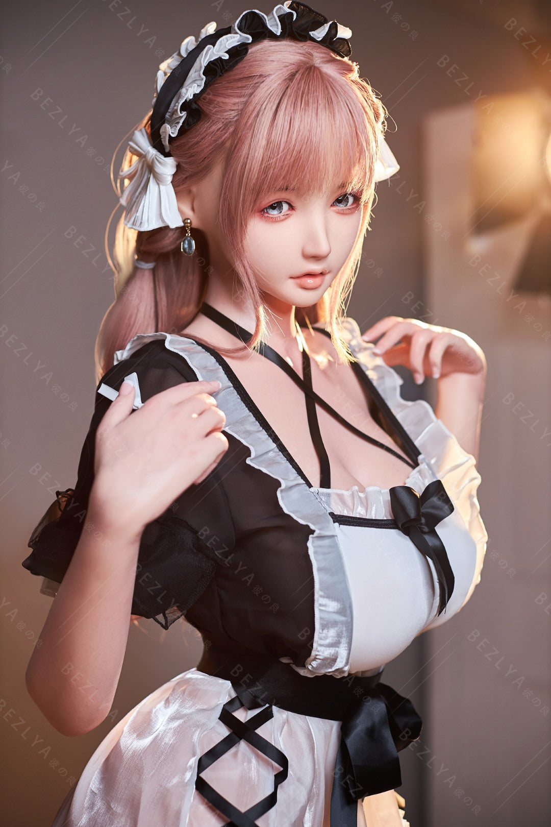 Vanilje seksnukk (Bezlya Doll 155 cm H-tass 2,1 silikoon)