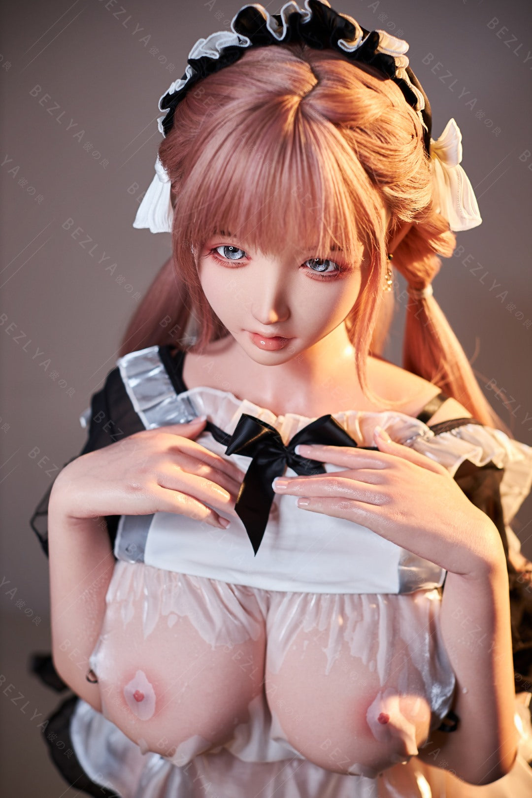 Vanilje seksnukk (Bezlya Doll 155 cm H-tass 2,1 silikoon)