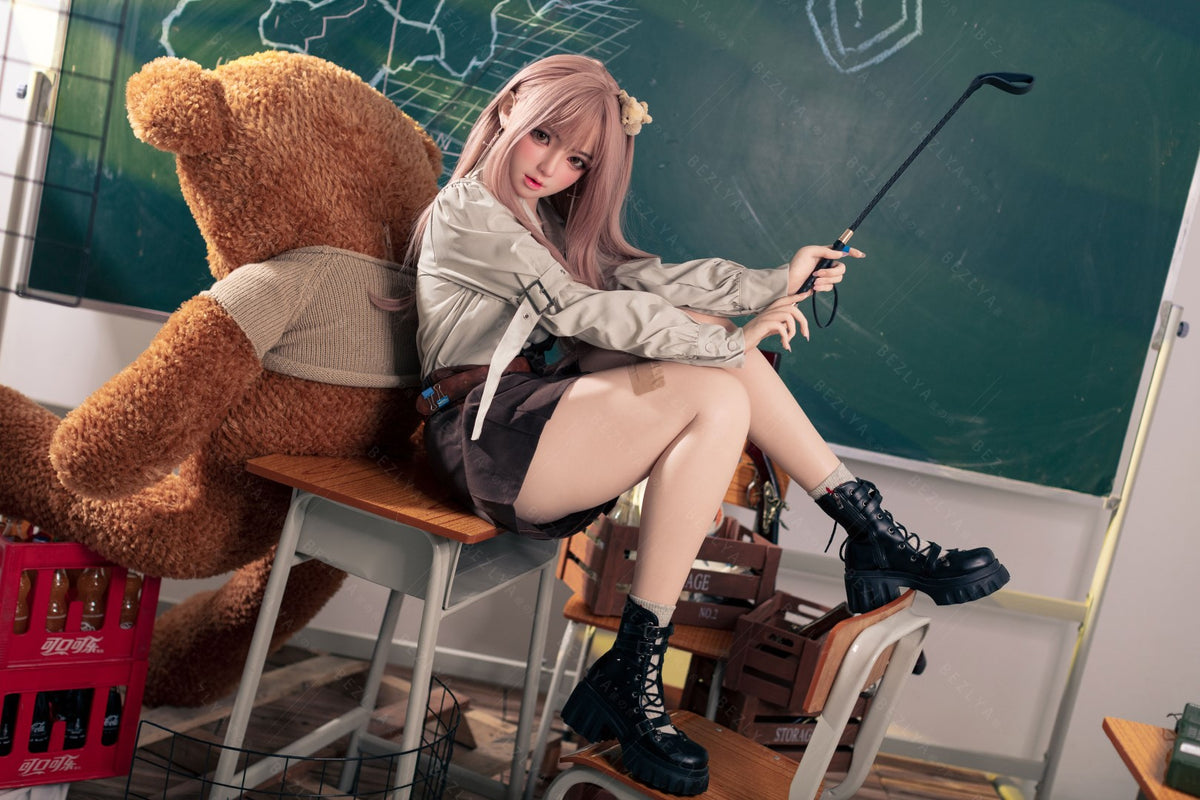 Convallaria seksnukk (Bezlya Doll 155 cm B tass 2,1 silikoon)