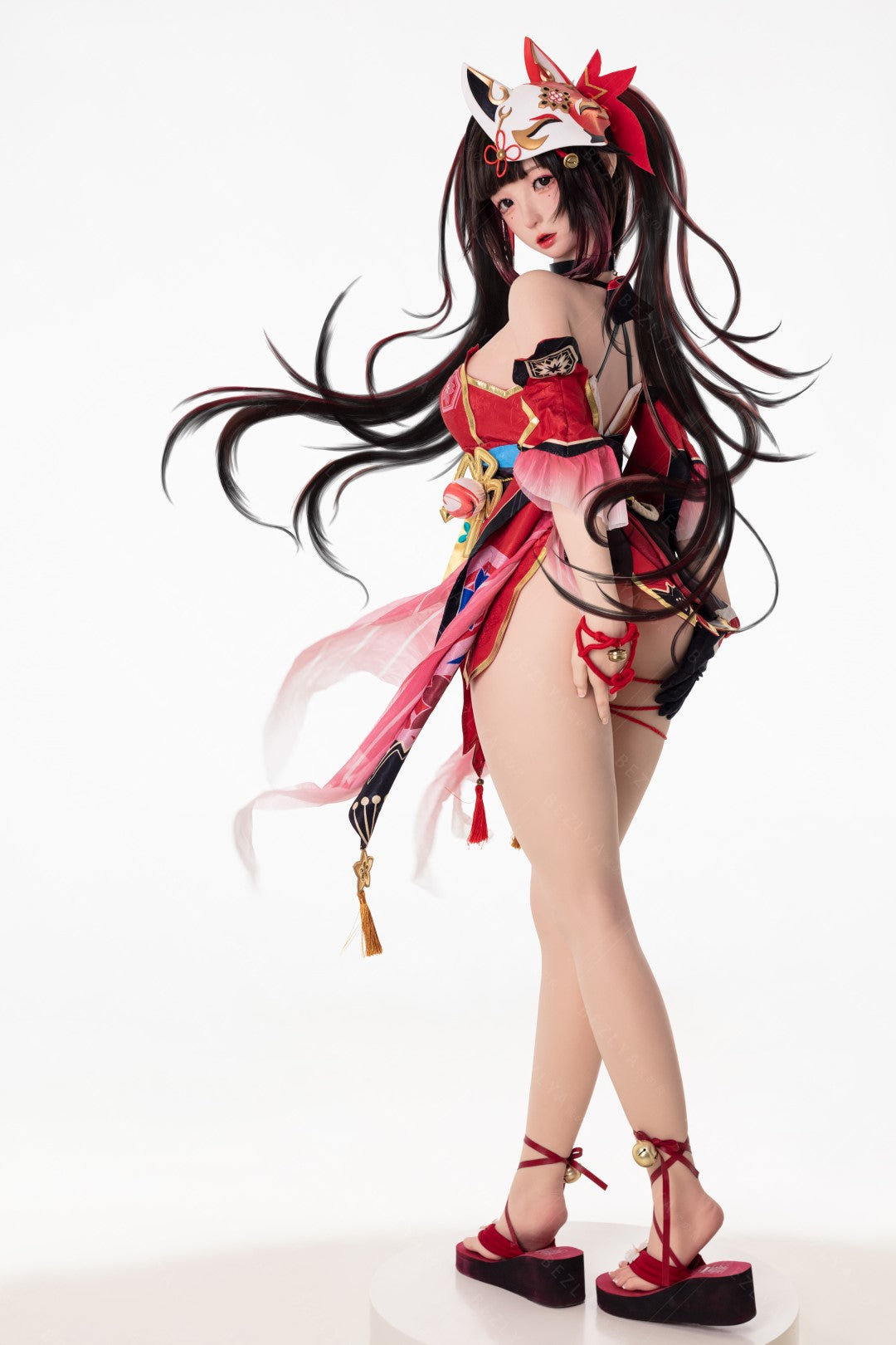 Sädelev seksinukk (Bezlya Doll 155 cm E-tass 2,2CF silikoon)