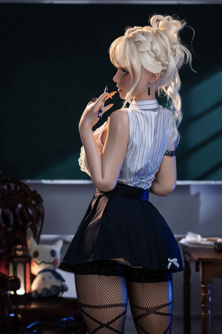 Violetne seksinukk (AITIA Nukk 157cm F-tass 2,2CF silikoon)