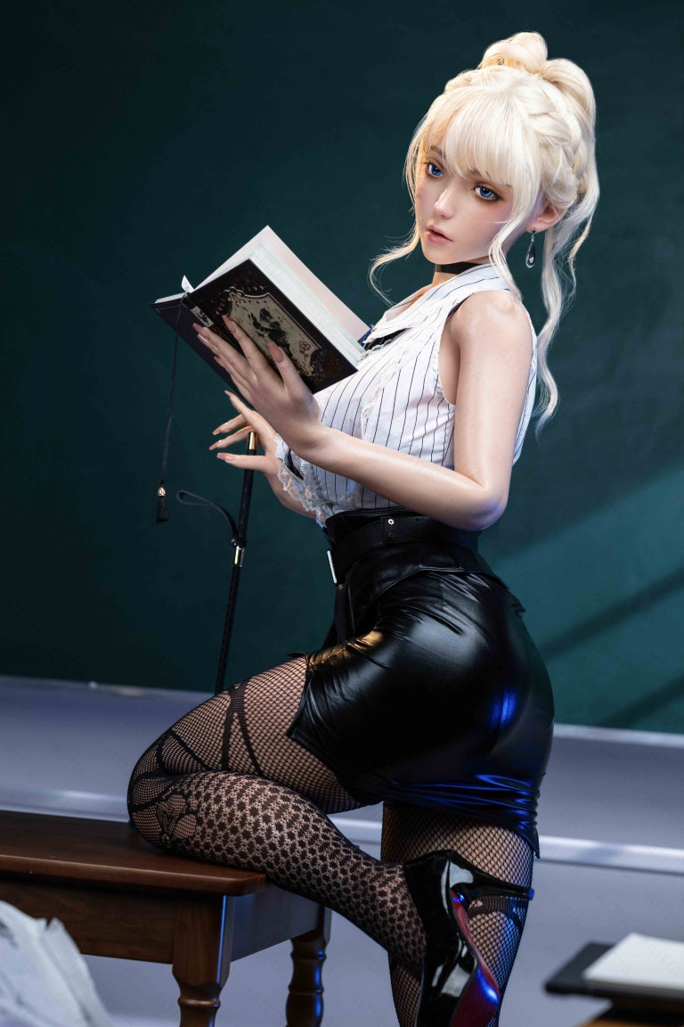 Violetne seksinukk (AITIA Nukk 157cm F-tass 2,2CF silikoon)