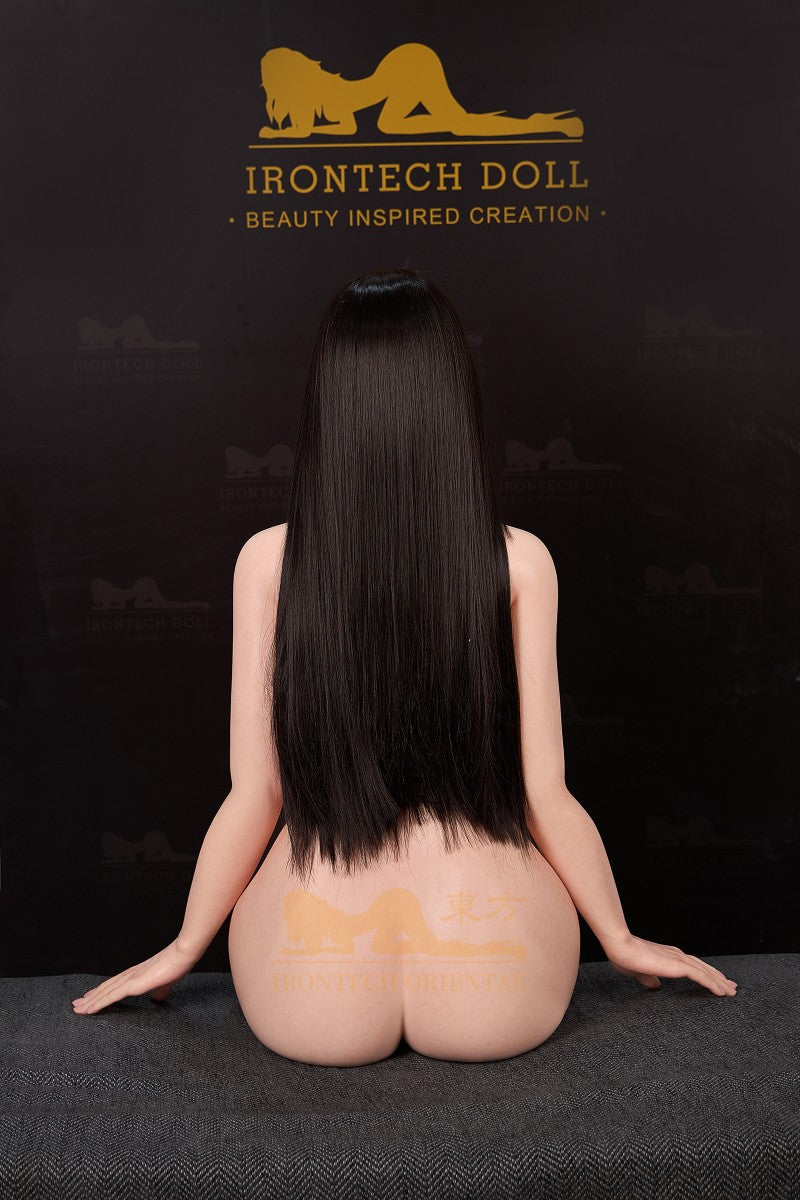 Yuna seksinukk (Irontech Doll 153cm E-Kupa T1 silikoon)