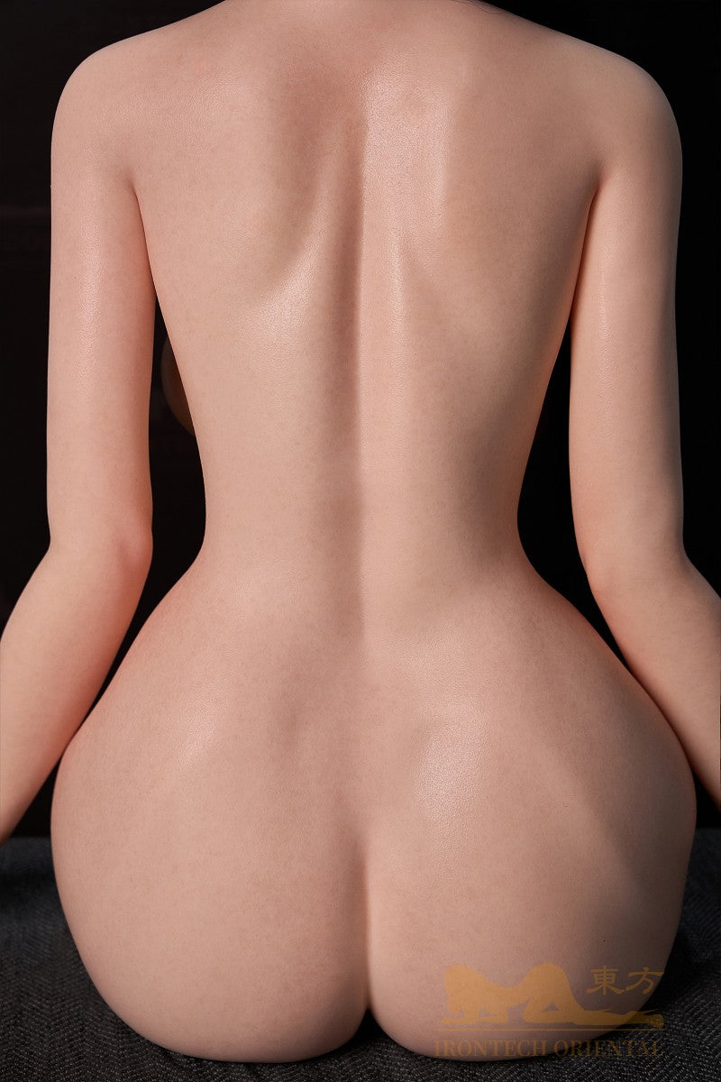 Yuna seksinukk (Irontech Doll 153cm E-Kupa T1 silikoon)