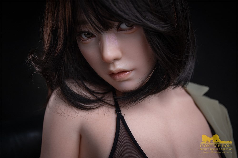 Eileen Sex Doll (Irontech Doll 163 cm B-Cup S40 silikoon)
