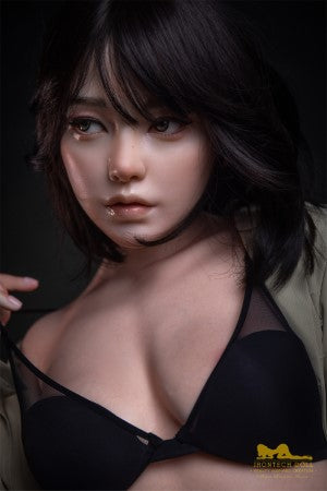 Eileen Sex Doll (Irontech Doll 163 cm B-Cup S40 silikoon)