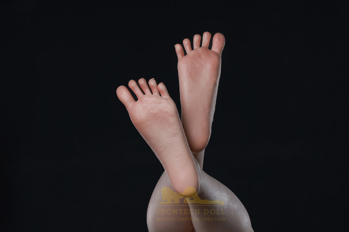 Miku seksnukk (Irontech Doll 161 cm D-Cup S14 silikoon)