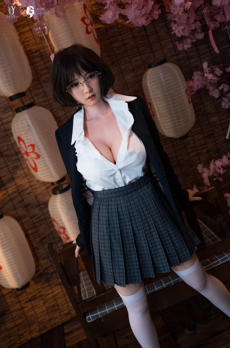 Seksnukk Elle (HouYu Doll 150cm F-Cup Silicone)