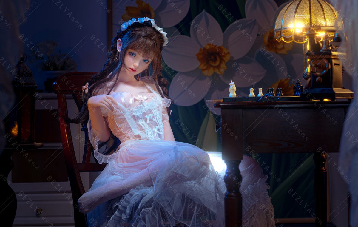 Campanula seksnukk (Bezlya Doll 149 cm D-tass 2,0 TPE + silikoon)