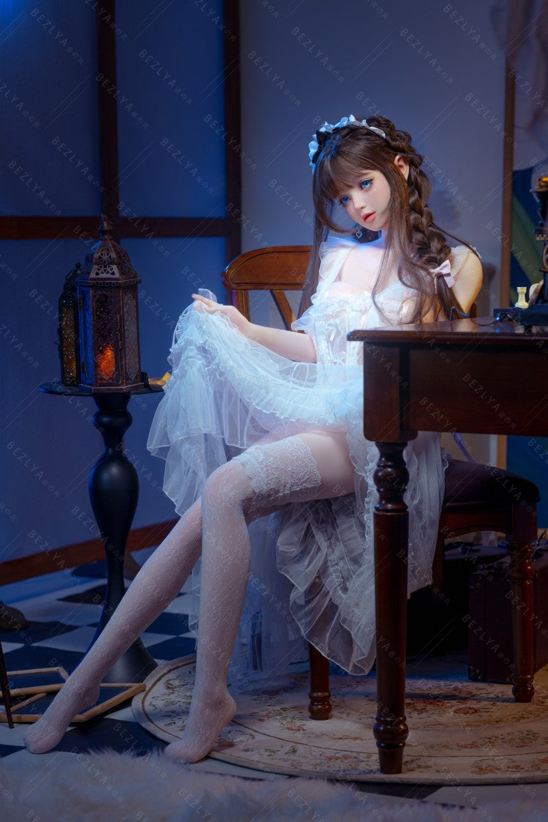 Campanula seksnukk (Bezlya Doll 149 cm D-tass 2,0 TPE + silikoon)