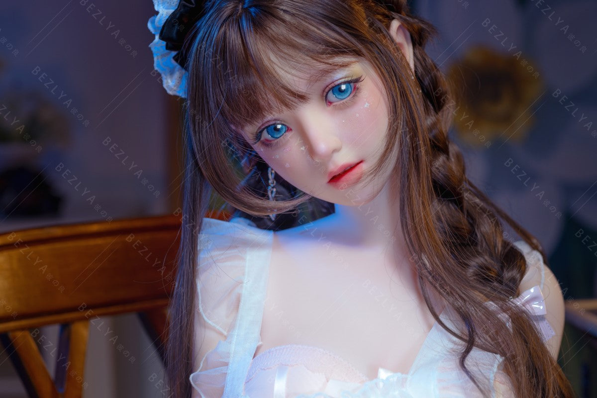 Campanula seksnukk (Bezlya Doll 149 cm D-tass 2,0 TPE + silikoon)
