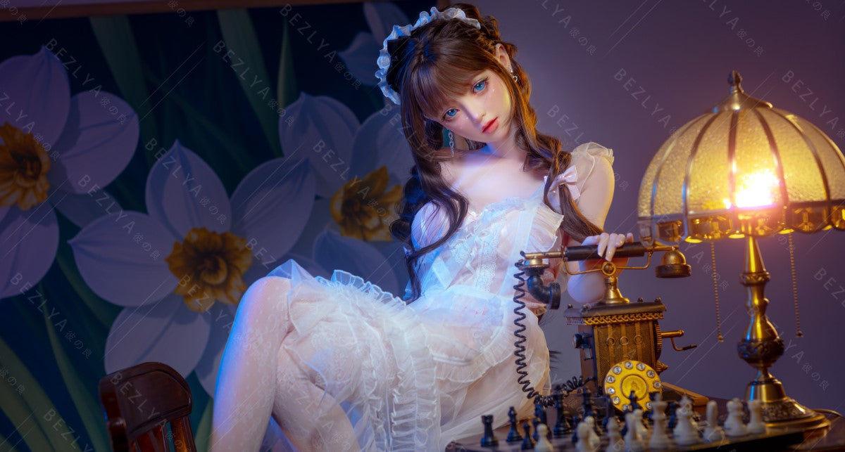 Campanula seksnukk (Bezlya Doll 149 cm D-tass 2,0 TPE + silikoon)
