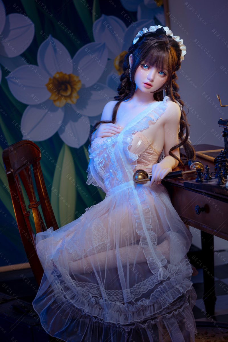 Campanula seksnukk (Bezlya Doll 149 cm D-tass 2,0 TPE + silikoon)