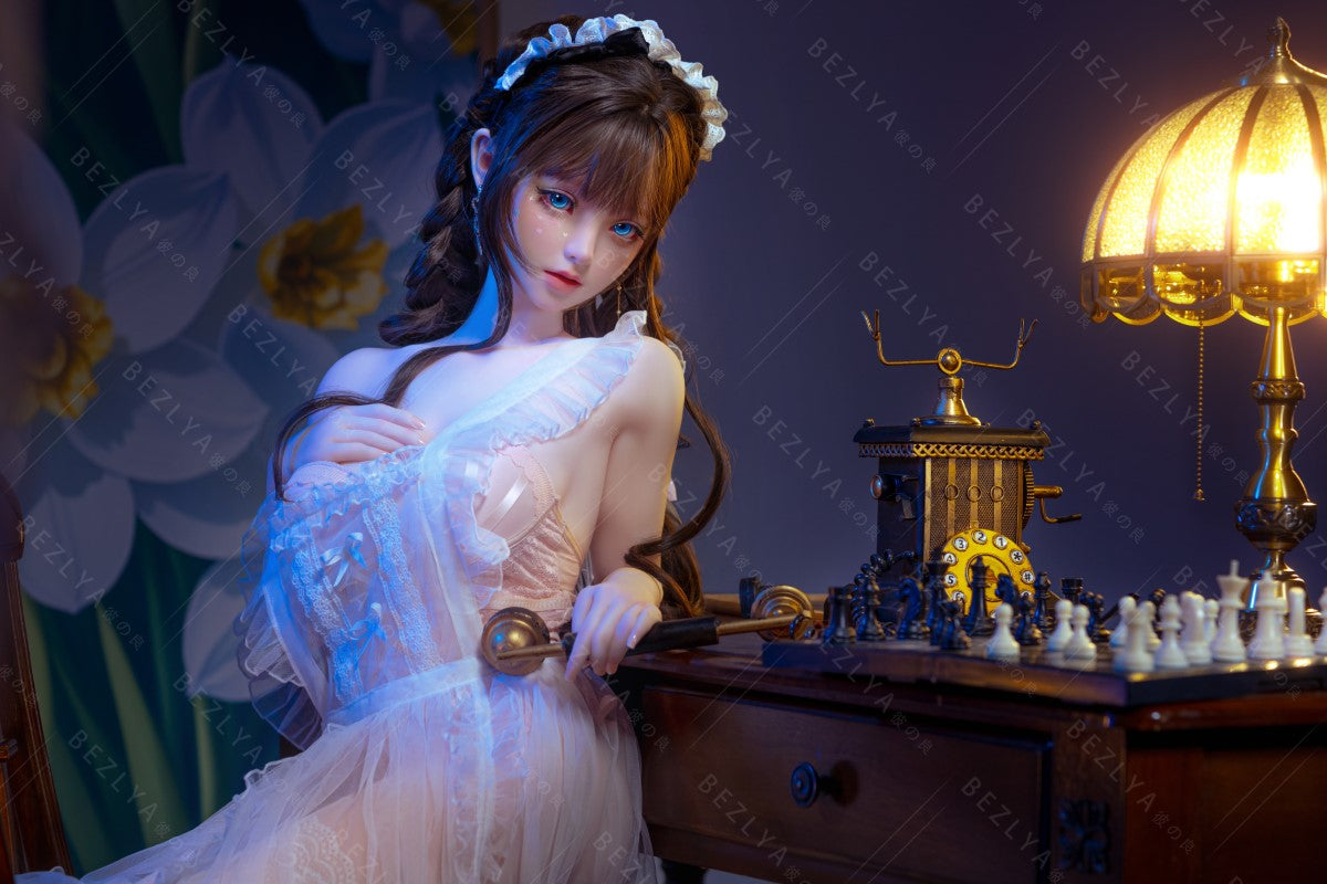 Campanula seksnukk (Bezlya Doll 149 cm D-tass 2,0 TPE + silikoon)