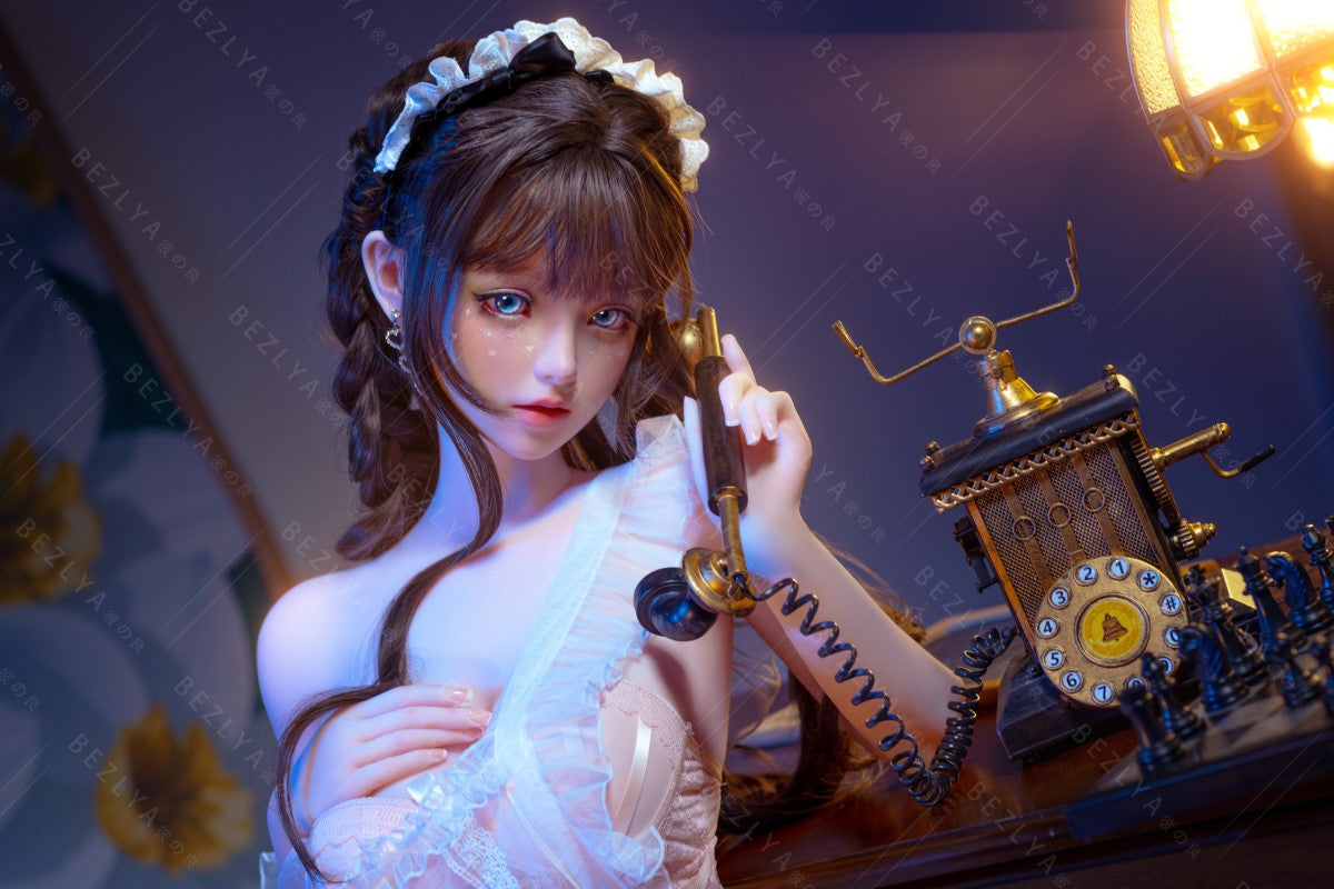Campanula seksnukk (Bezlya Doll 149 cm D-tass 2,0 TPE + silikoon)