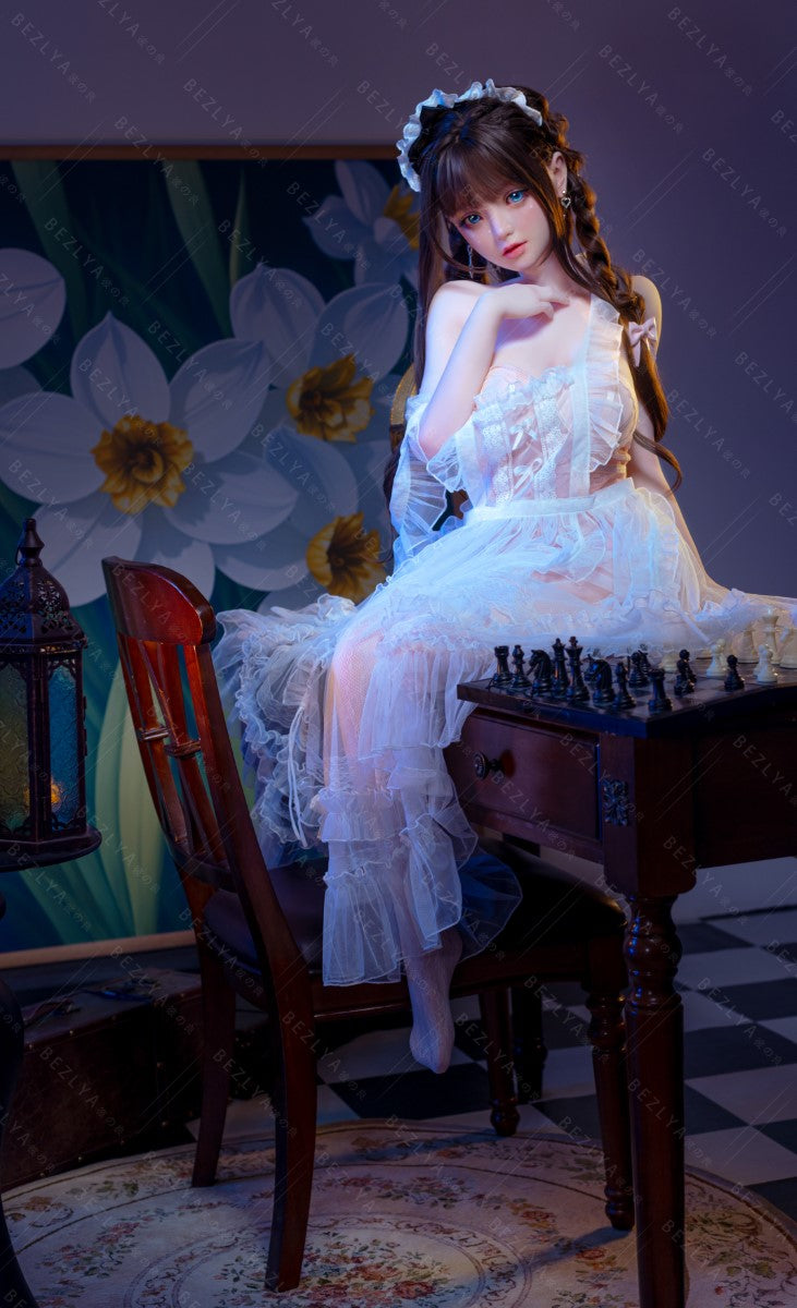 Campanula seksnukk (Bezlya Doll 149 cm D-tass 2,0 TPE + silikoon)