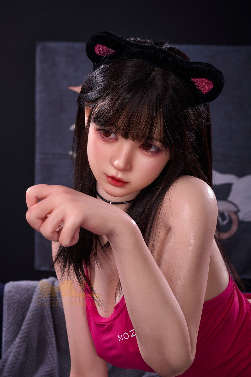 Nia Seksinukk (Irontech Doll 161cm E-tass T3 silikoon)