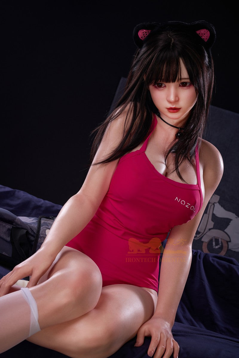 Nia Seksinukk (Irontech Doll 161cm E-tass T3 silikoon)