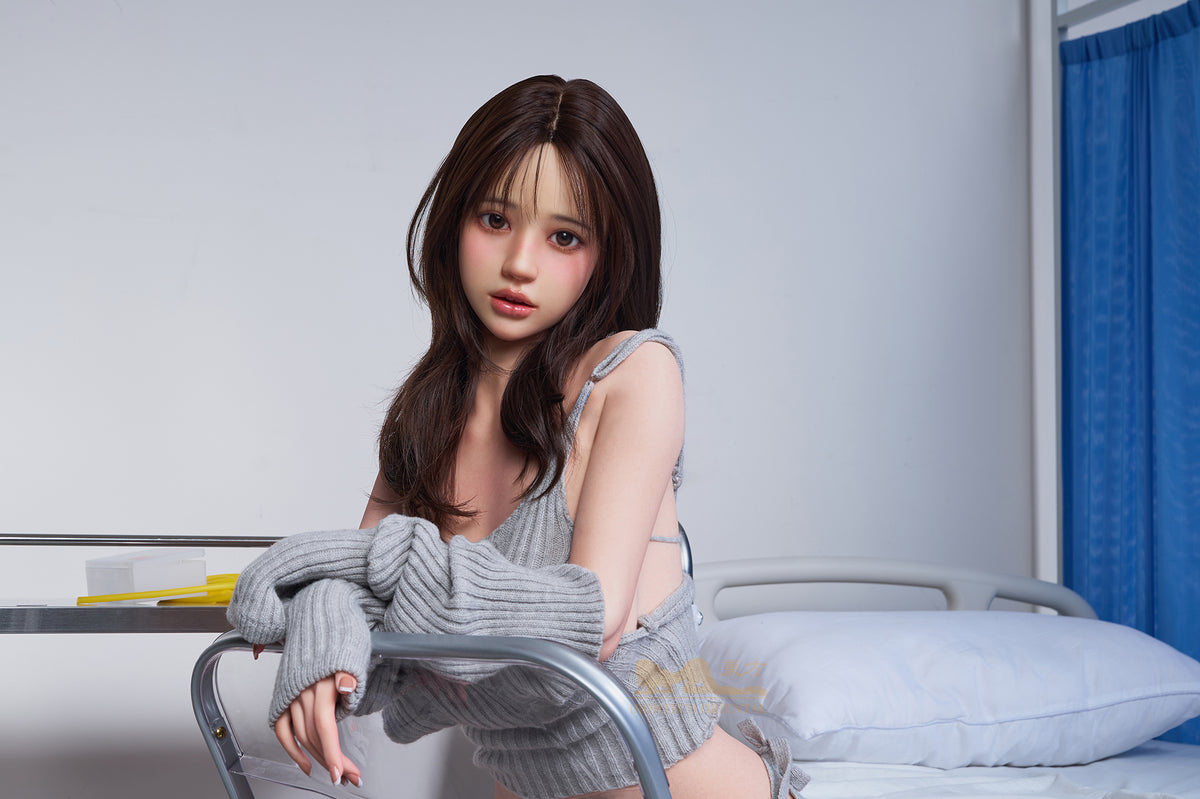Evie Sex Doll (Irontech Doll 151 cm C-Cup T4 silikoon)