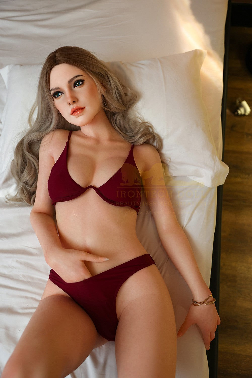 Dakota seksnukk (Irontech Doll 163 cm B-Cup S46 silikoon)
