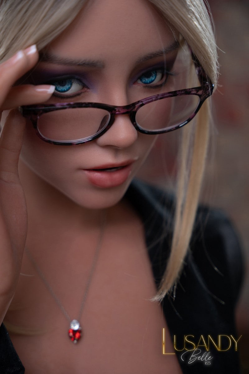 Belle Sex Doll (Lusandy Doll 165 cm D-korv silikoon)