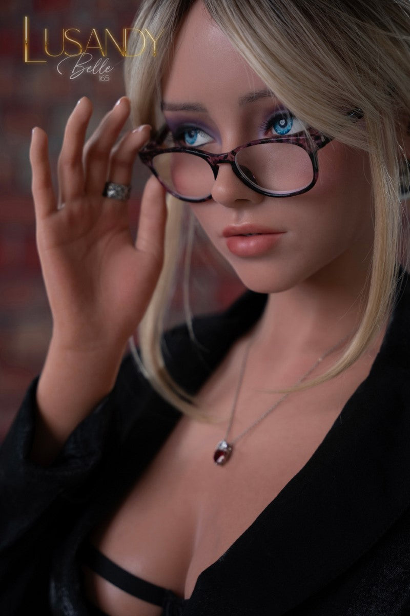 Belle Sex Doll (Lusandy Doll 165 cm D-korv silikoon)