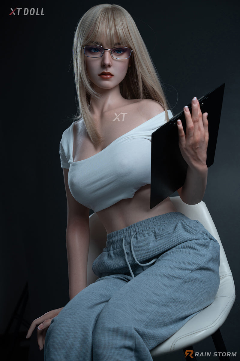 Irina seksnukk (XT Doll 163 cm F-Cup #XT-18 silikoon)