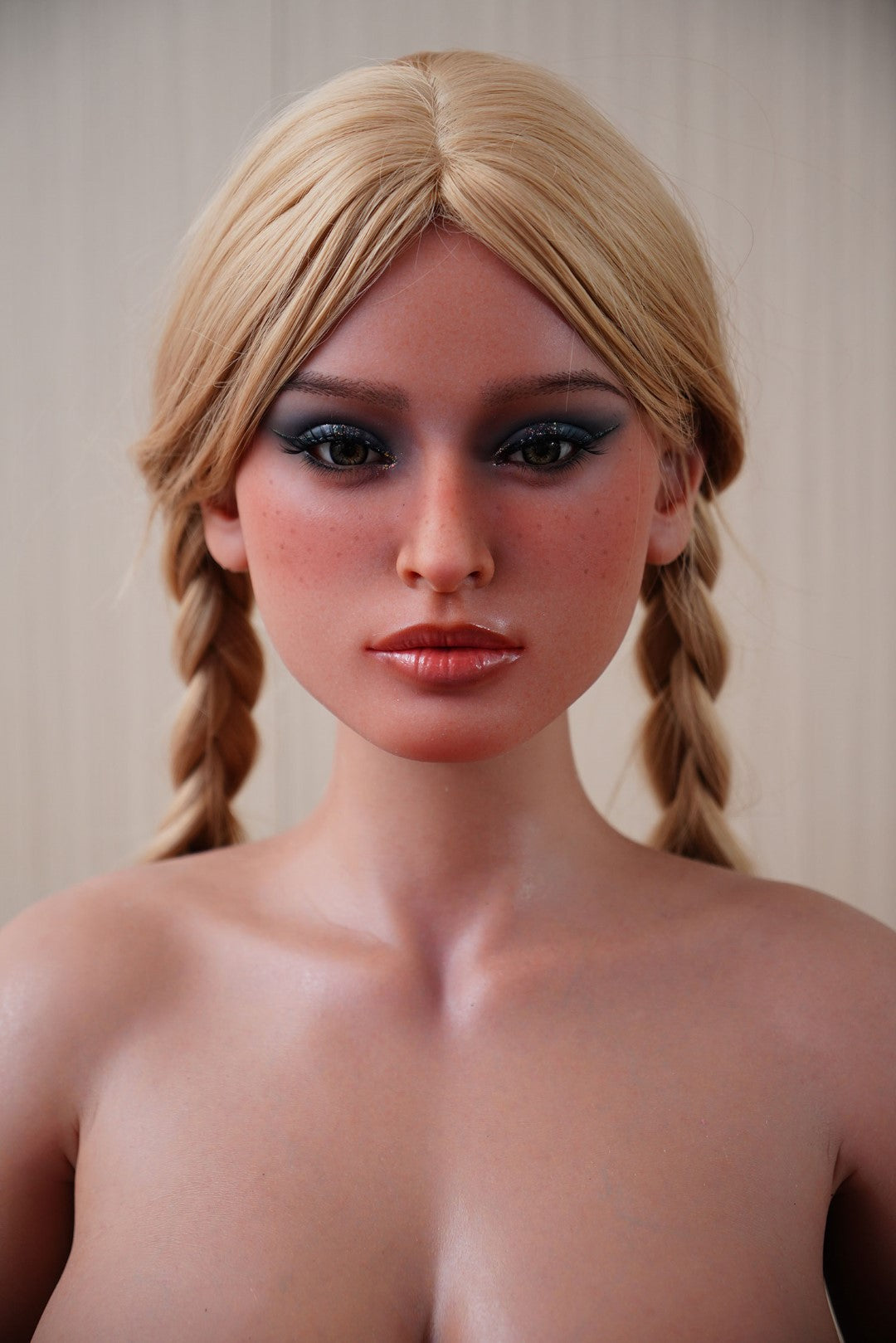 Jenna seksnukk (Galatea Doll 162 cm C-Cup #050 silikoon)