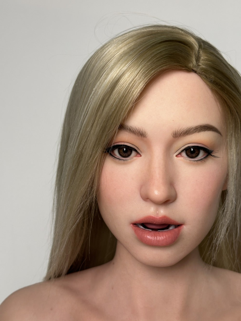 Kayli seksnukk (Zelex 175 cm E-Cup GE82-1 silikoon)