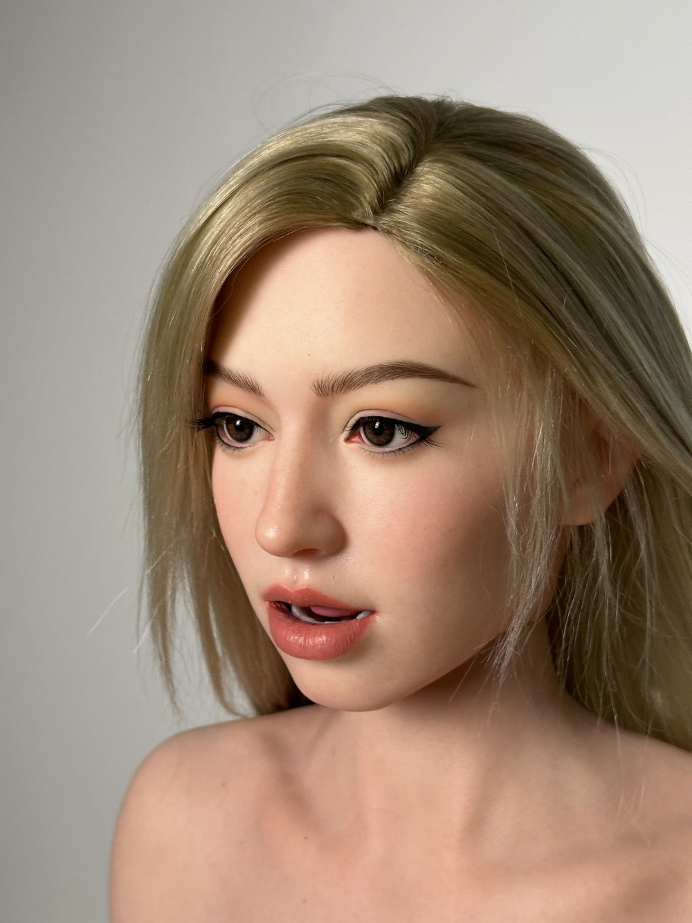 Kayli seksnukk (Zelex 175 cm E-Cup GE82-1 silikoon)