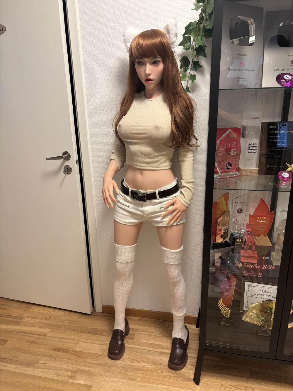 Kanarbik (Doll Forever 160cm E-Cup silikoon) EXPRESS OUTLET