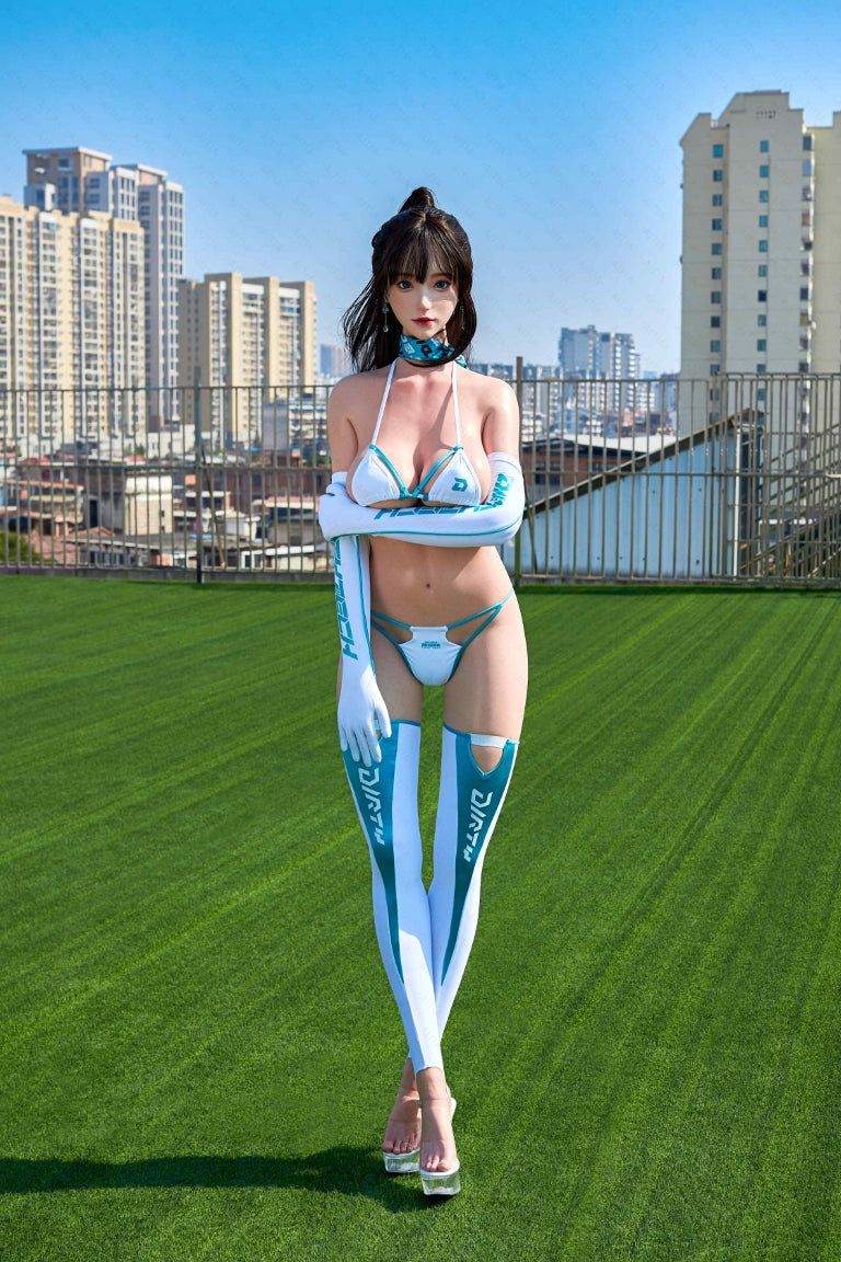 Yulania seksnukk (AITIA Nukk 163cm E-tass 2,2 silikoon)