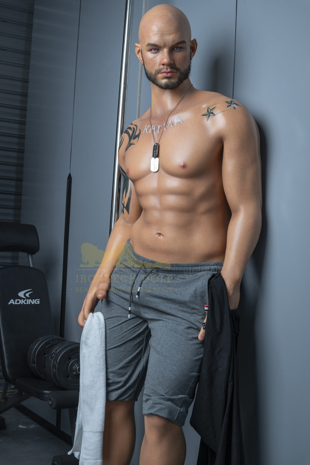 Cliff Jenseni pornotäht seksinukk (Irontech Doll 190cm silikoon)