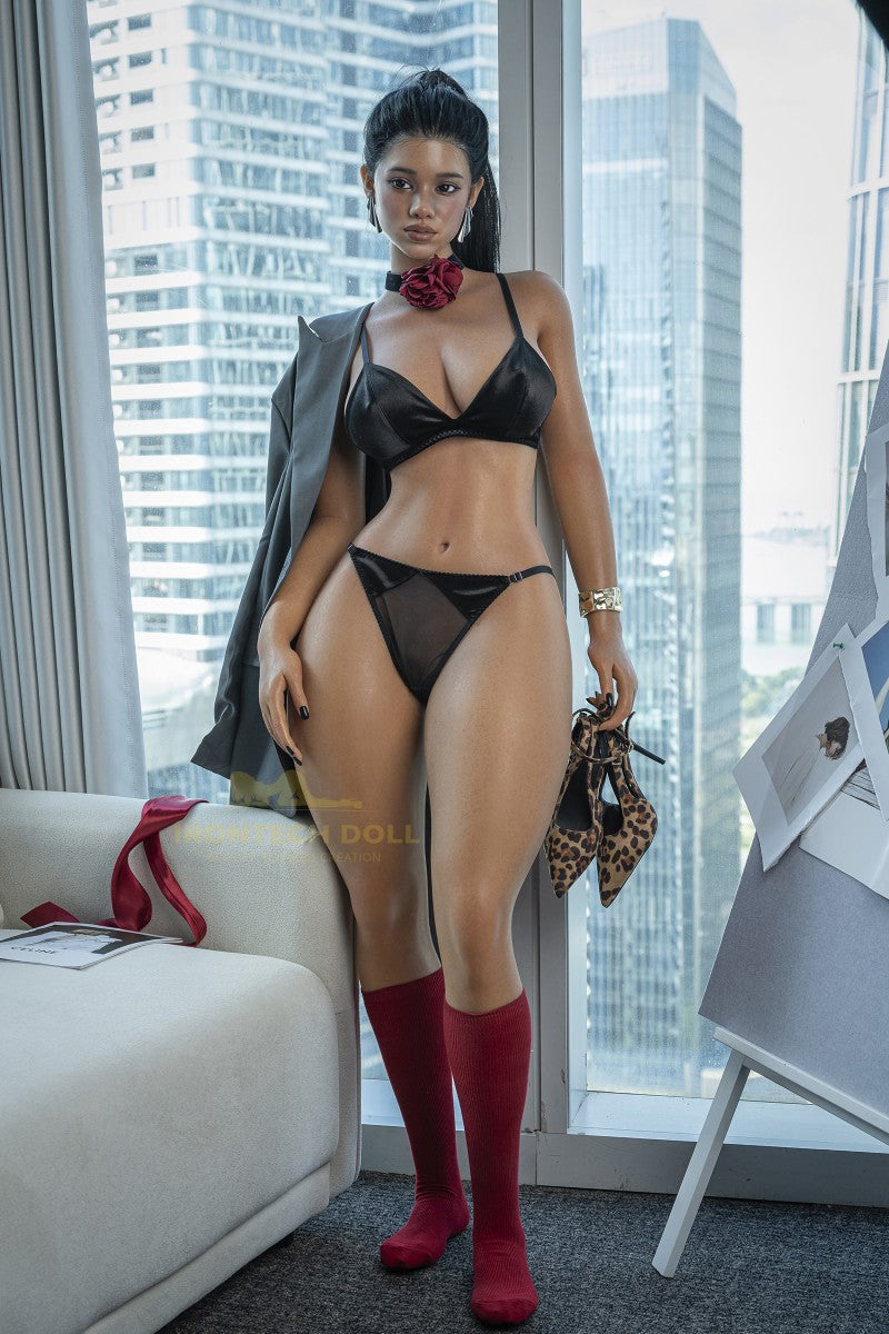 Tyra Sexdocka (Irontech Doll 164cm E-kupa S55 Silikon)