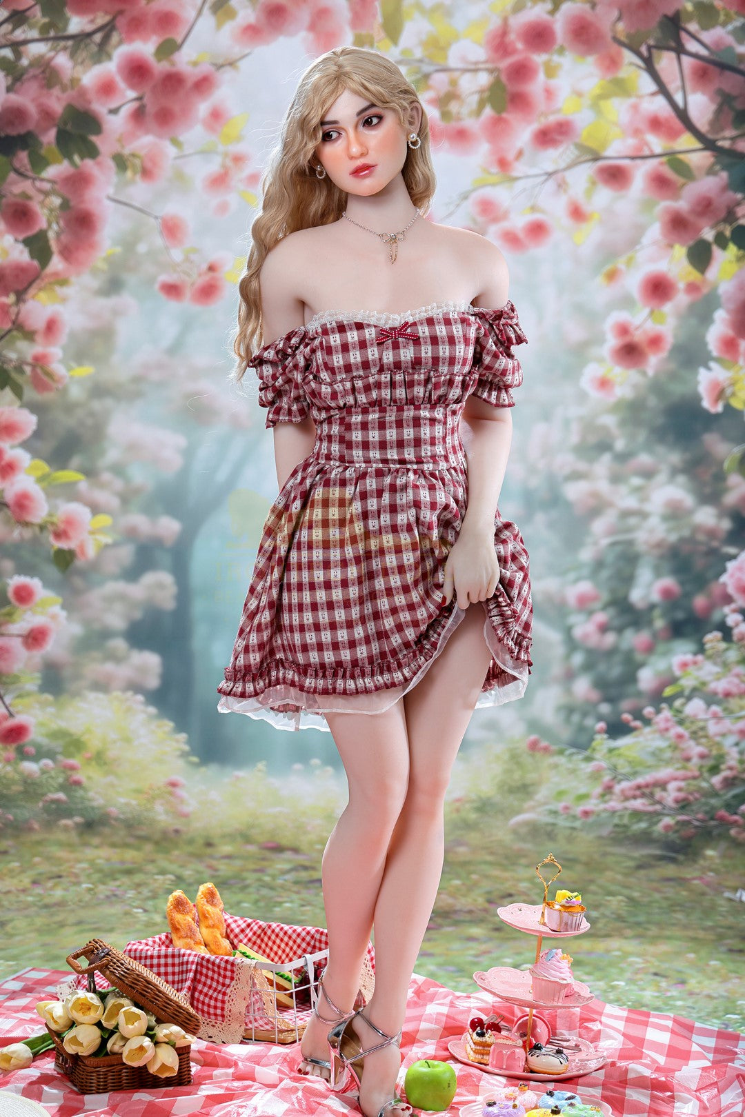 Tina seksnukk (Irontech Doll 162 cm A-Cup S45 TPE + silikoon)