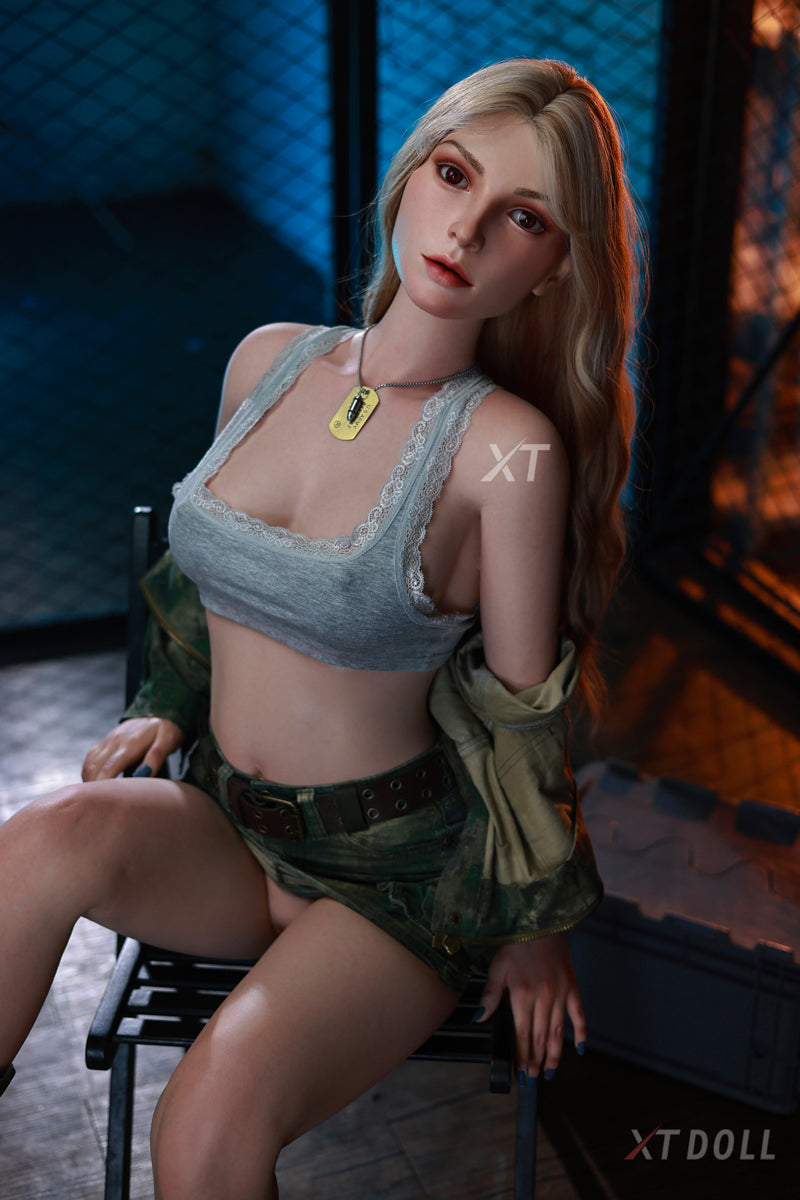 Melanie seksnukk (XT Doll 164 cm C-Cup #XT-15-B silikoon)